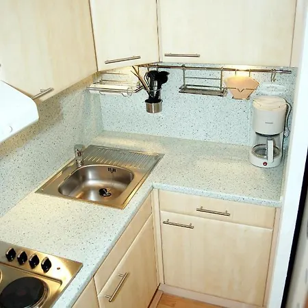 H08-011 هايليغنهافن